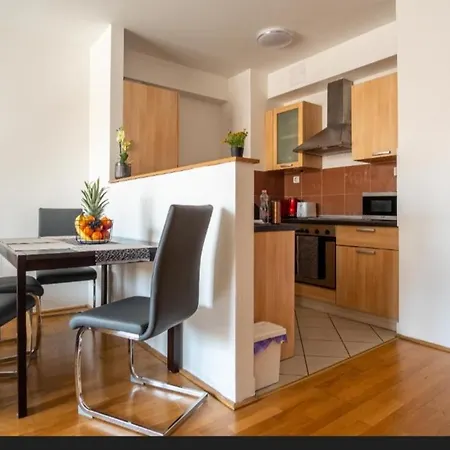 Apartment Prime With Balcony